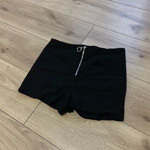 Cute Black Short from Twik 💕